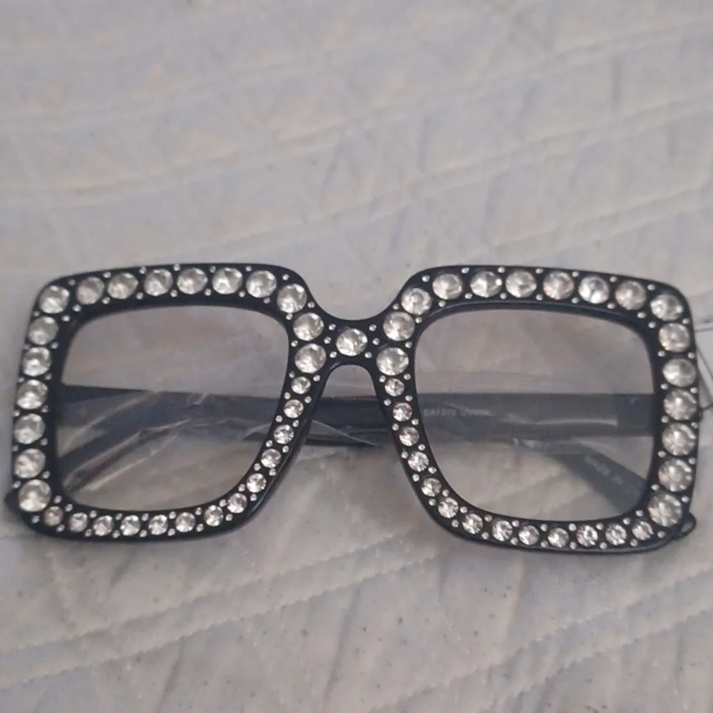 Glasses With Bling!! - Picture 2 of 5